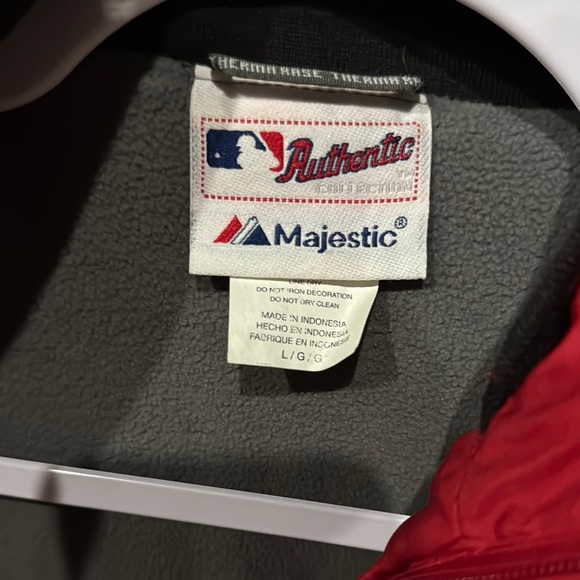 Red MLB Cincinnati Reds Jacket - Picture 3 of 4